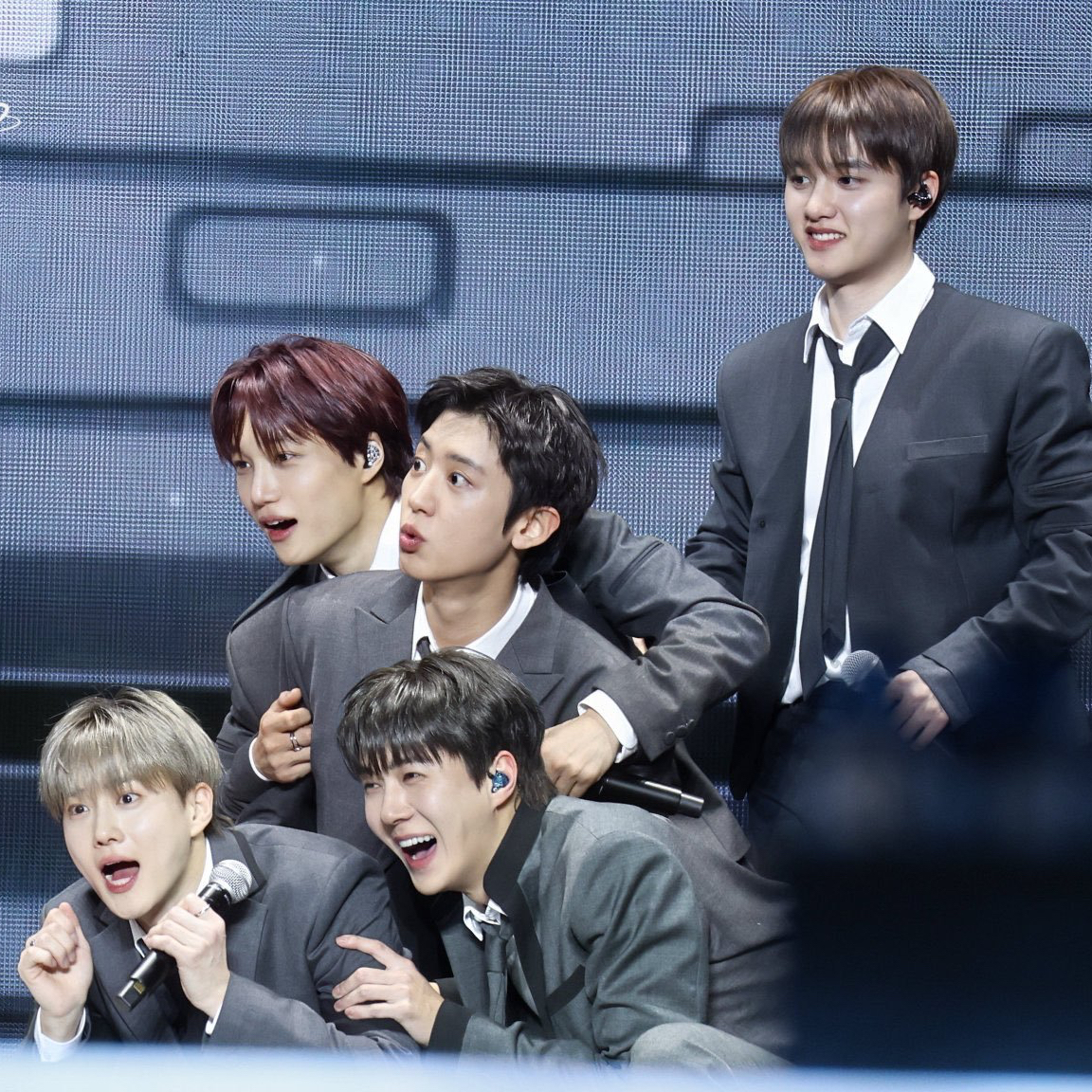 燦烈 (EXO)的幕後花絮