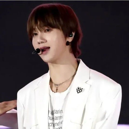 藝聲 (Super Junior)的最新照片