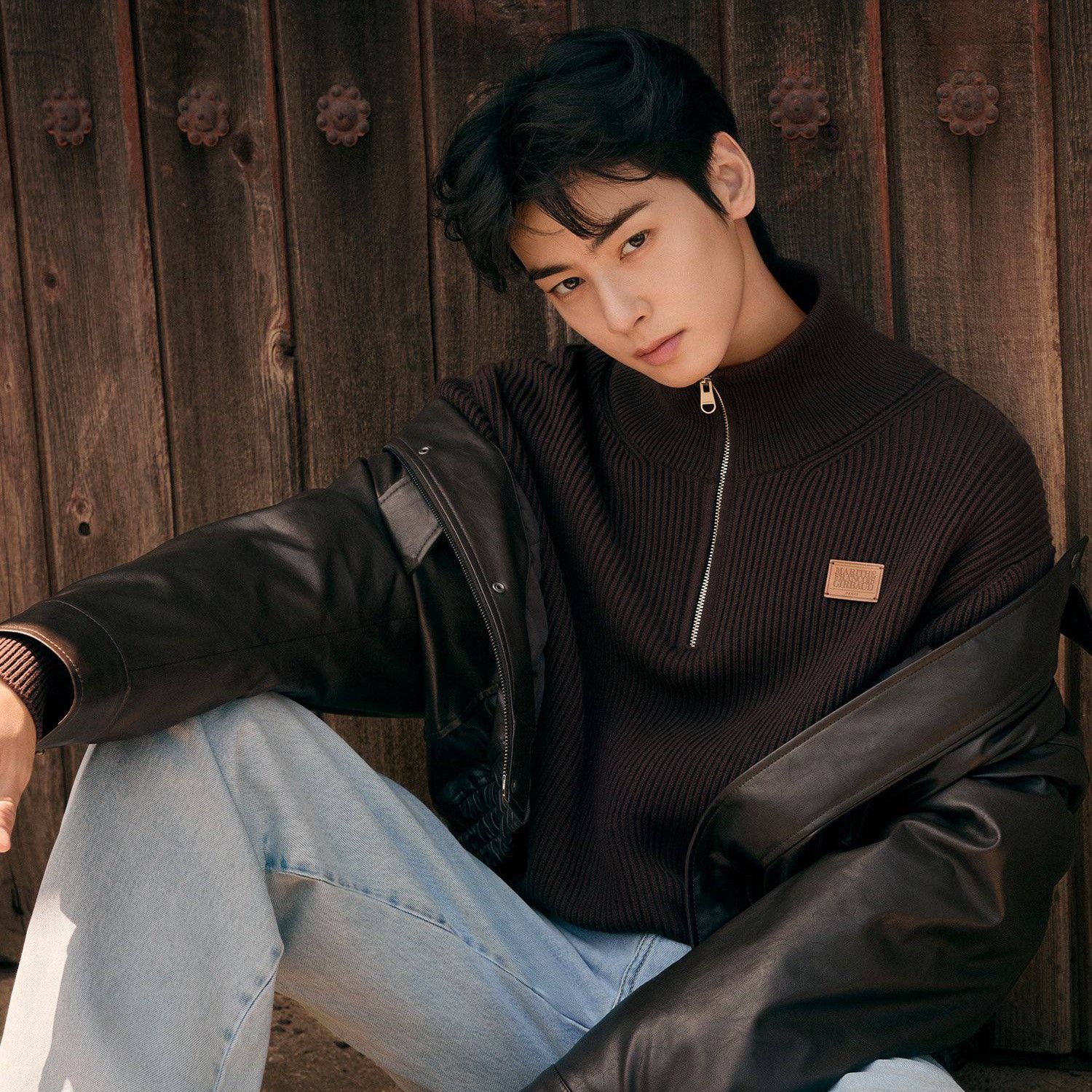 Latest photo of Eunwoo (ASTRO)