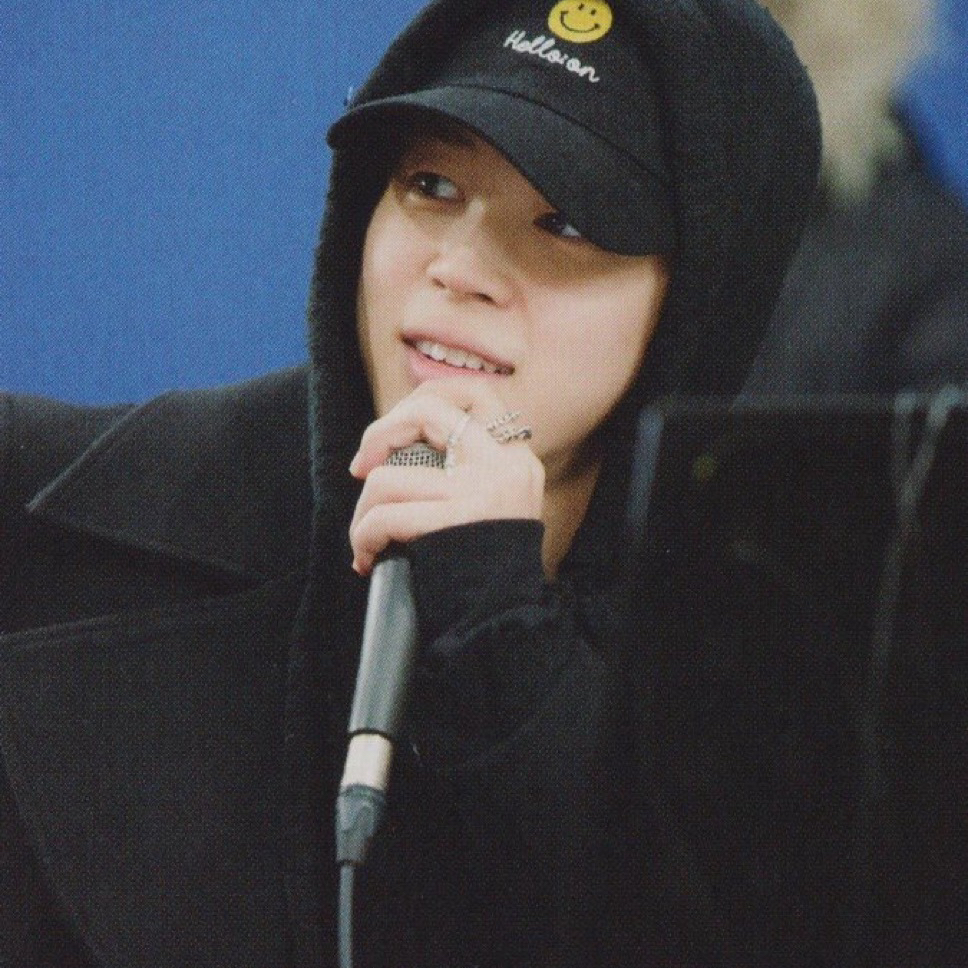 智旻 (防彈少年團)的最新活動照片