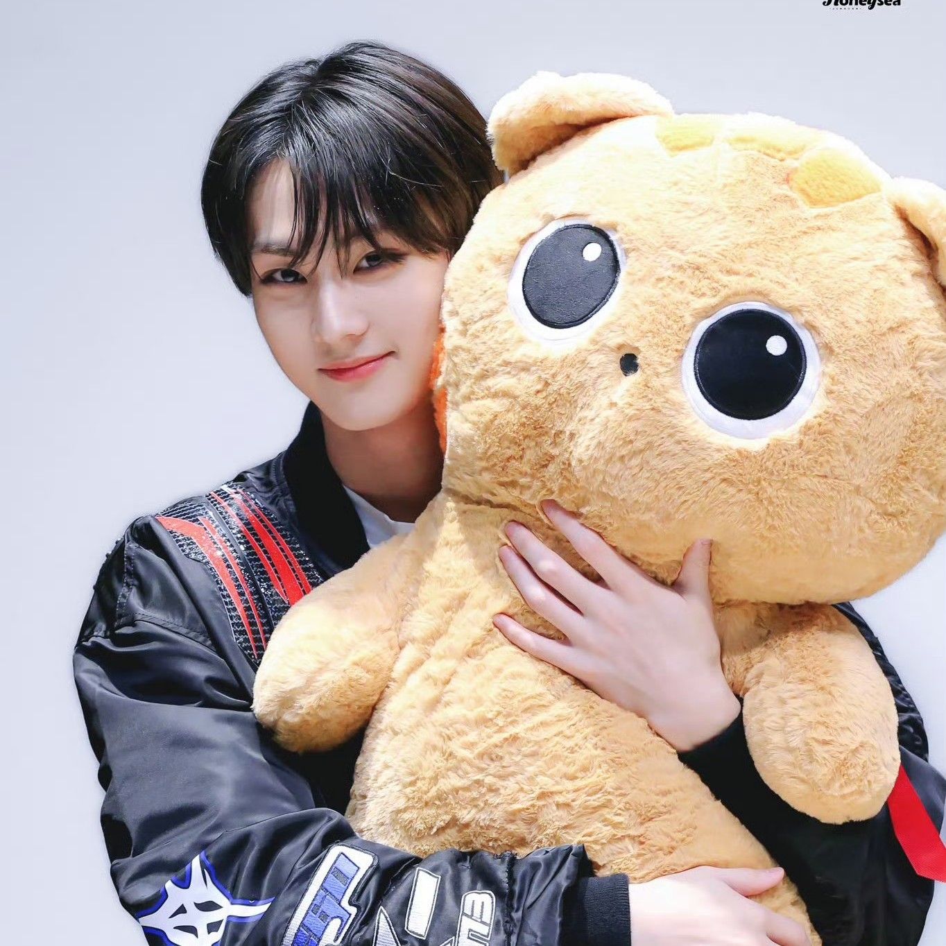 Recent activity shot of Jungwon (ENHYPEN)
