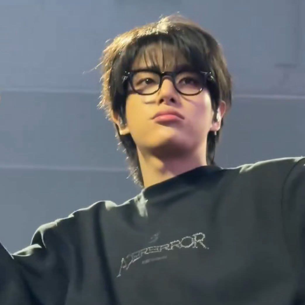 Latest photo of Jake (ENHYPEN)