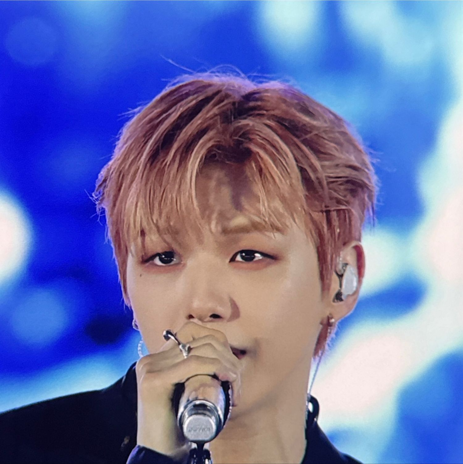 강다니엘의 최신 사진