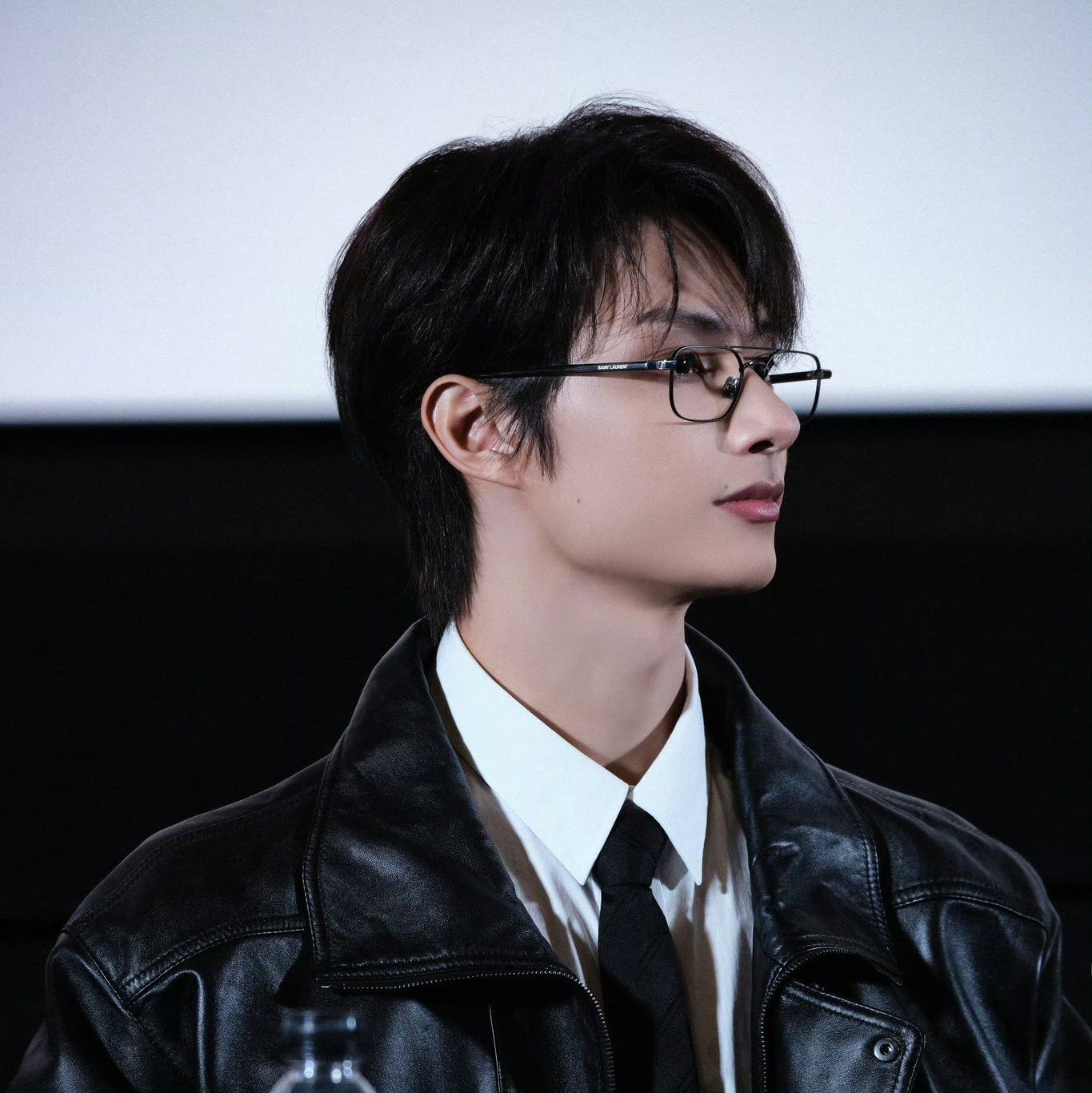 Jun (SEVENTEEN)的最新照片