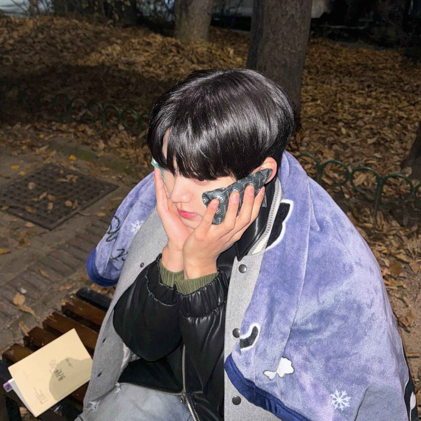 Foto terbaru HYUK (OMEGA X)