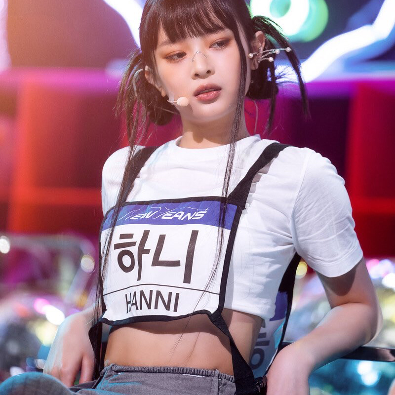 Latest photo of HANNI (NewJeans)