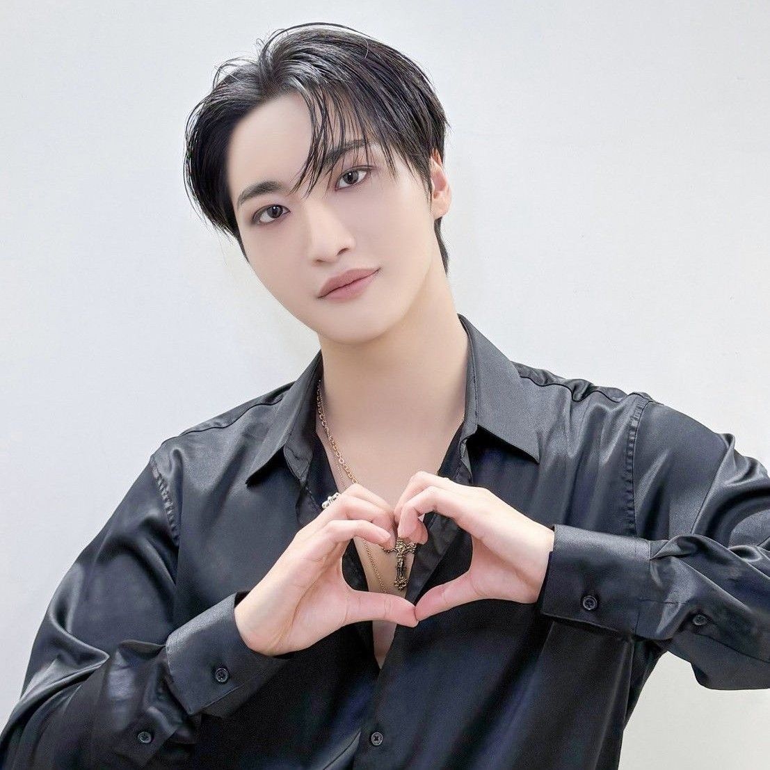 에이티즈의 비하인드 컷