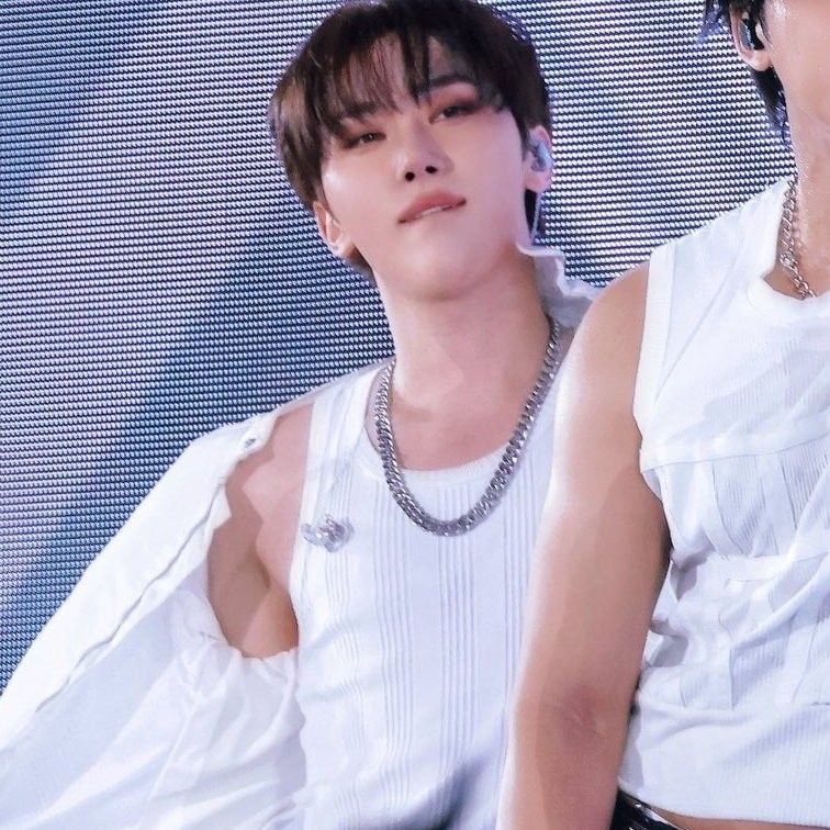 A moment captured by Seungkwan (SEVENTEEN)'s fan