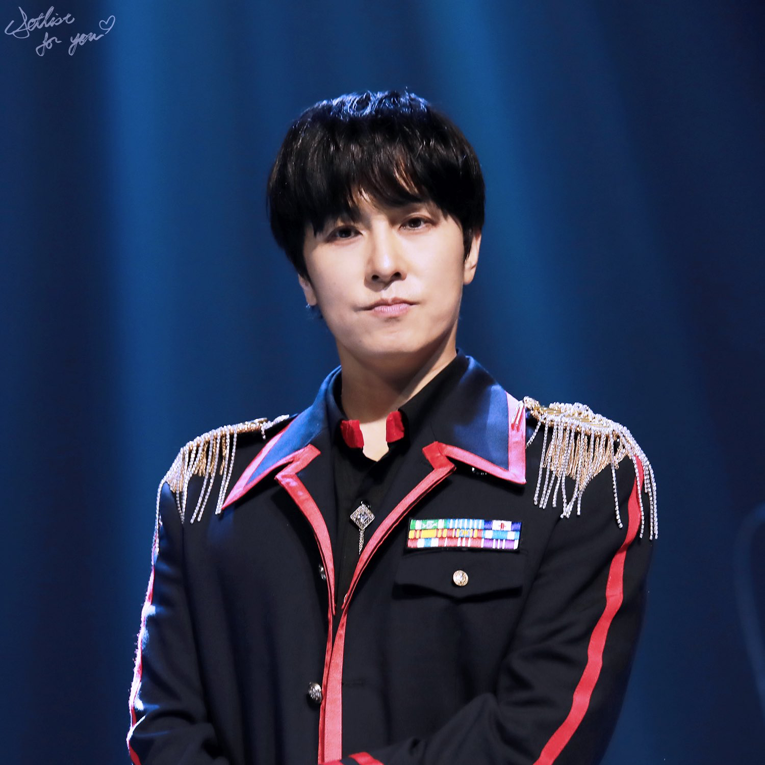 Behind-the-scenes cut of Kim Dongwan (SHINHWA)