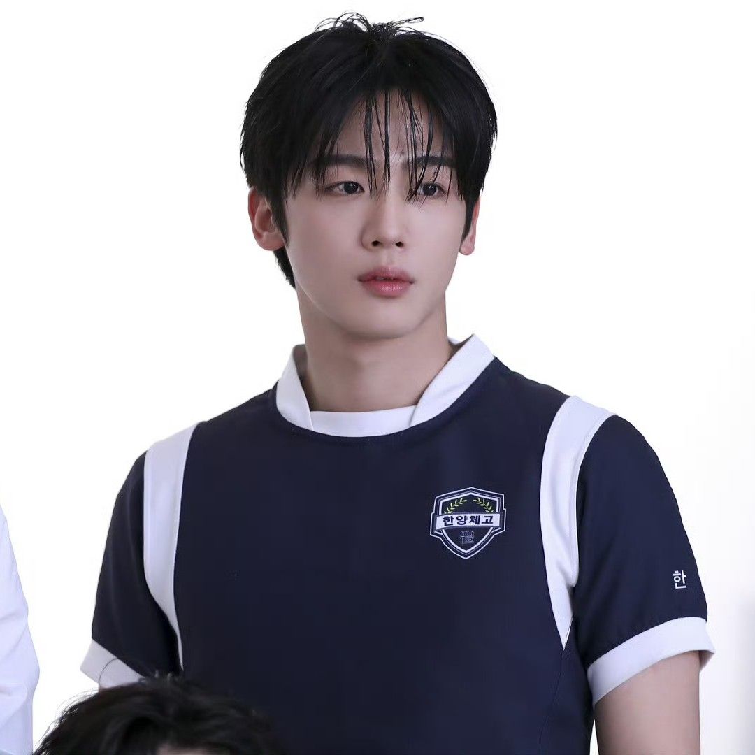Behind-the-scenes cut of Kim Yohan (WEi)
