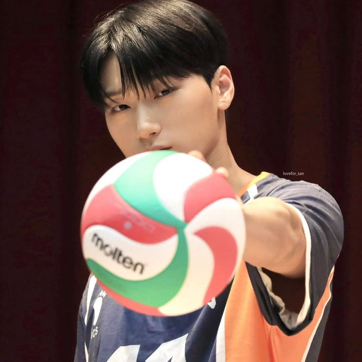 Behind-the-scenes cut of ATEEZ