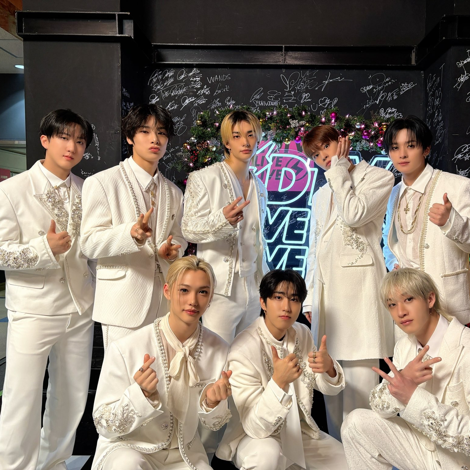 Lee Know (Stray Kids)粉丝拍下的瞬间