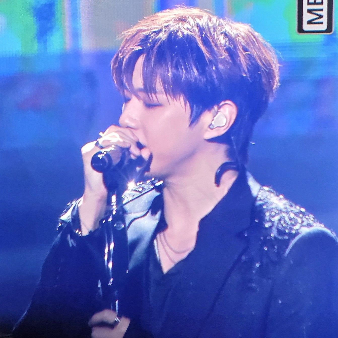 강다니엘 최근 활동샷