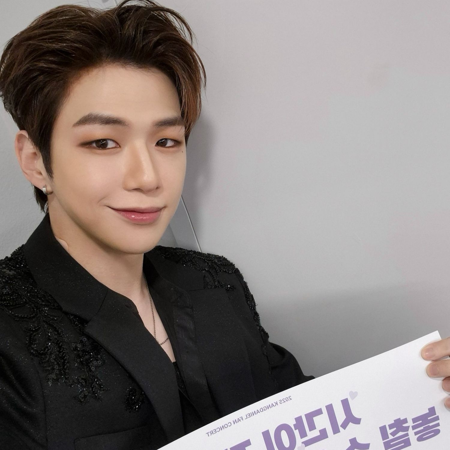 강다니엘 최근 활동샷