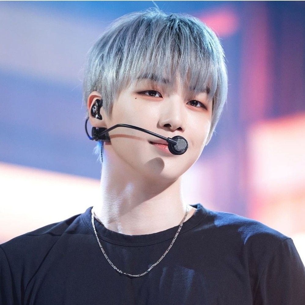 강다니엘의 최신 사진