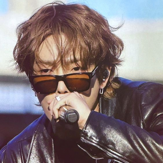 弘中 (ATEEZ)的最新照片