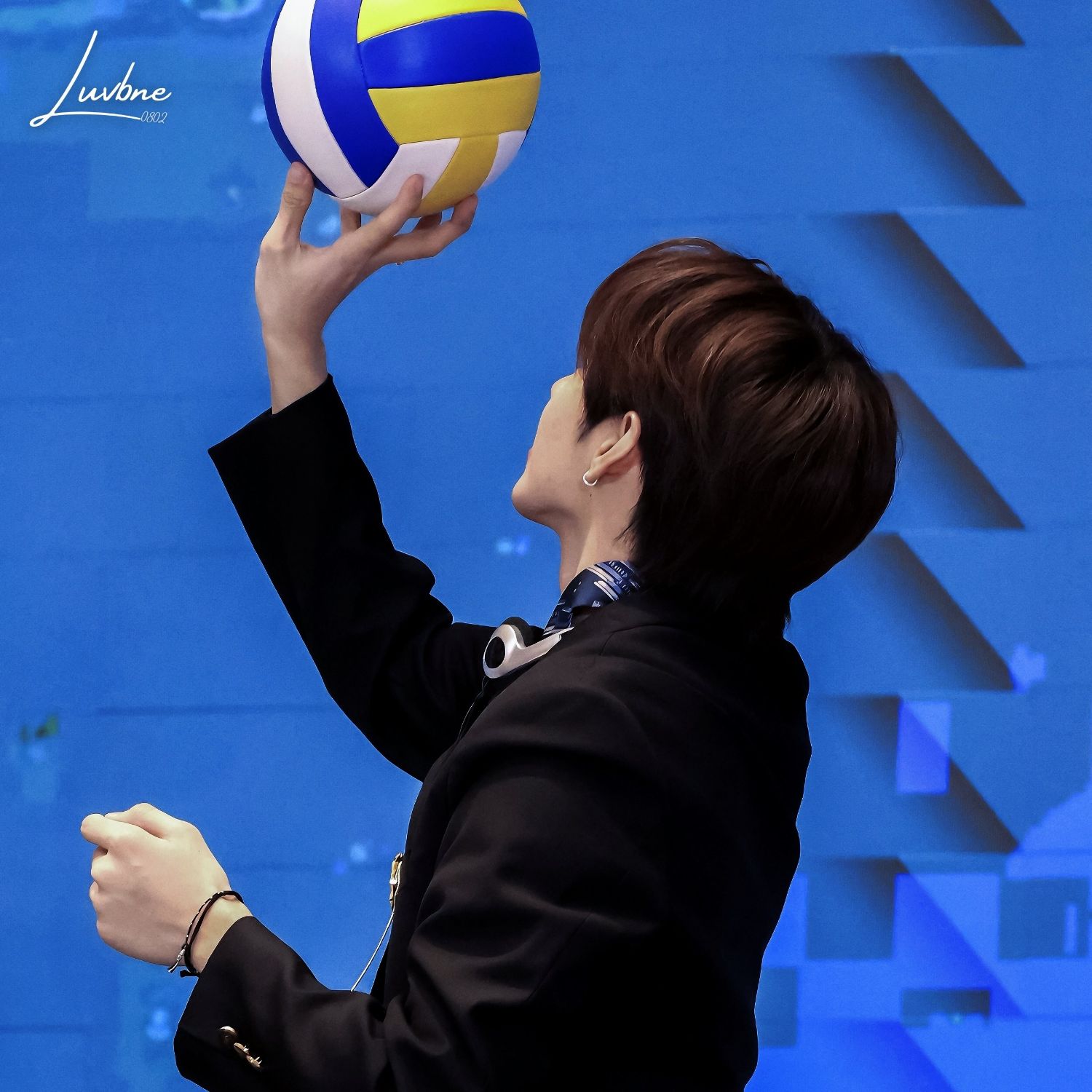 A moment captured by JL (AHOF)'s fan