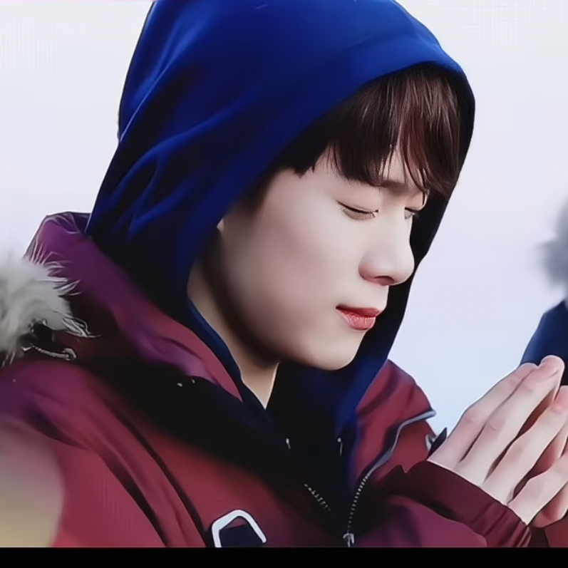 Behind-the-scenes cut of Moonbin (ASTRO)