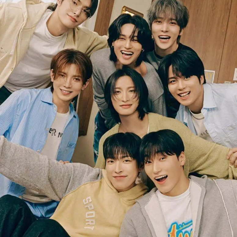 Popular K-POP post loved by fans