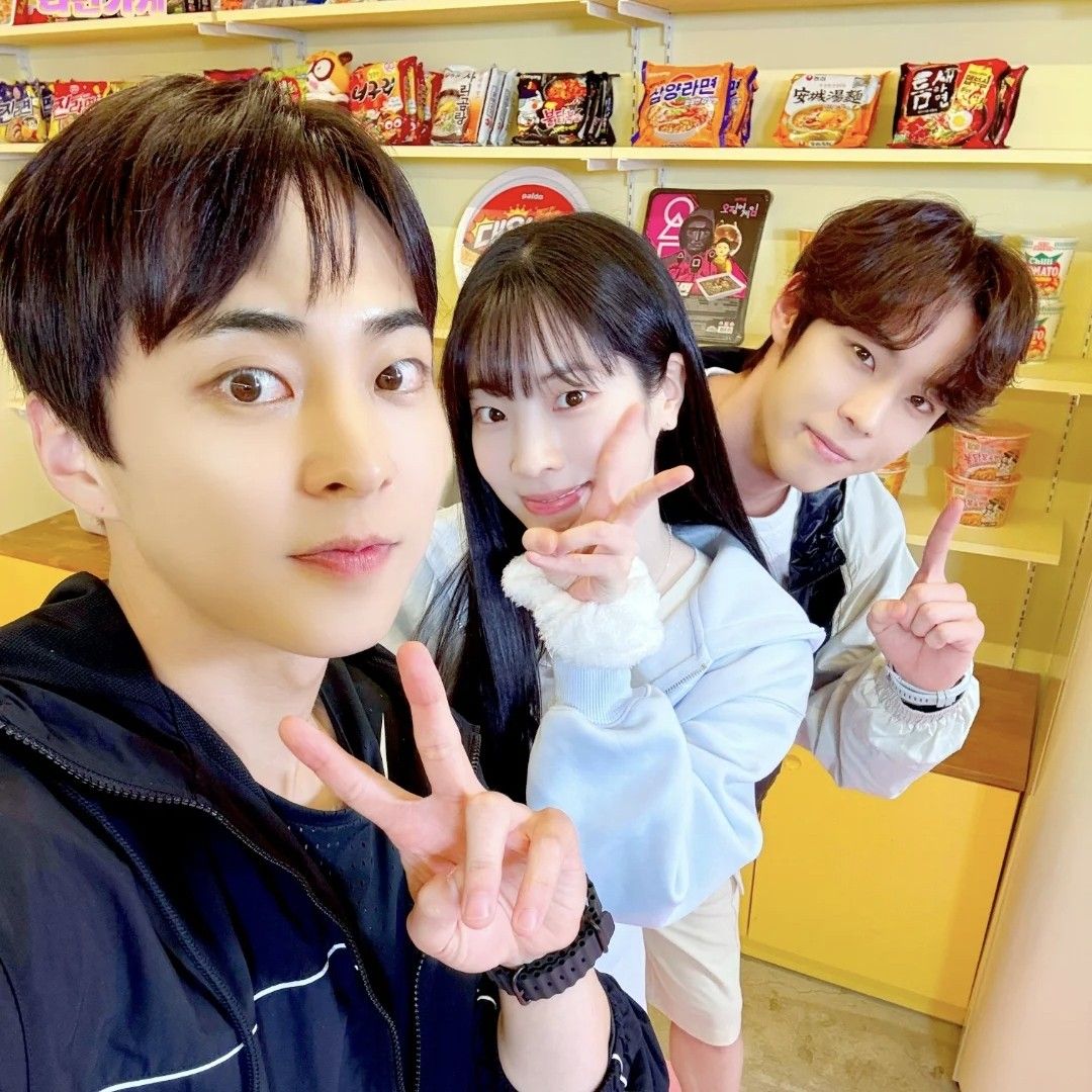 TWICE의 최신 사진