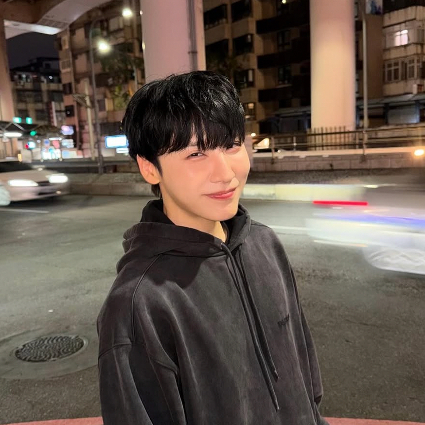 Recent activity shot of Jeon Woong (AB6IX)