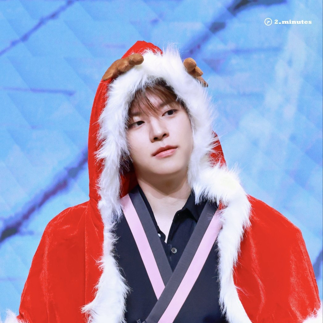 Latest photo of Seungmin (Stray Kids)