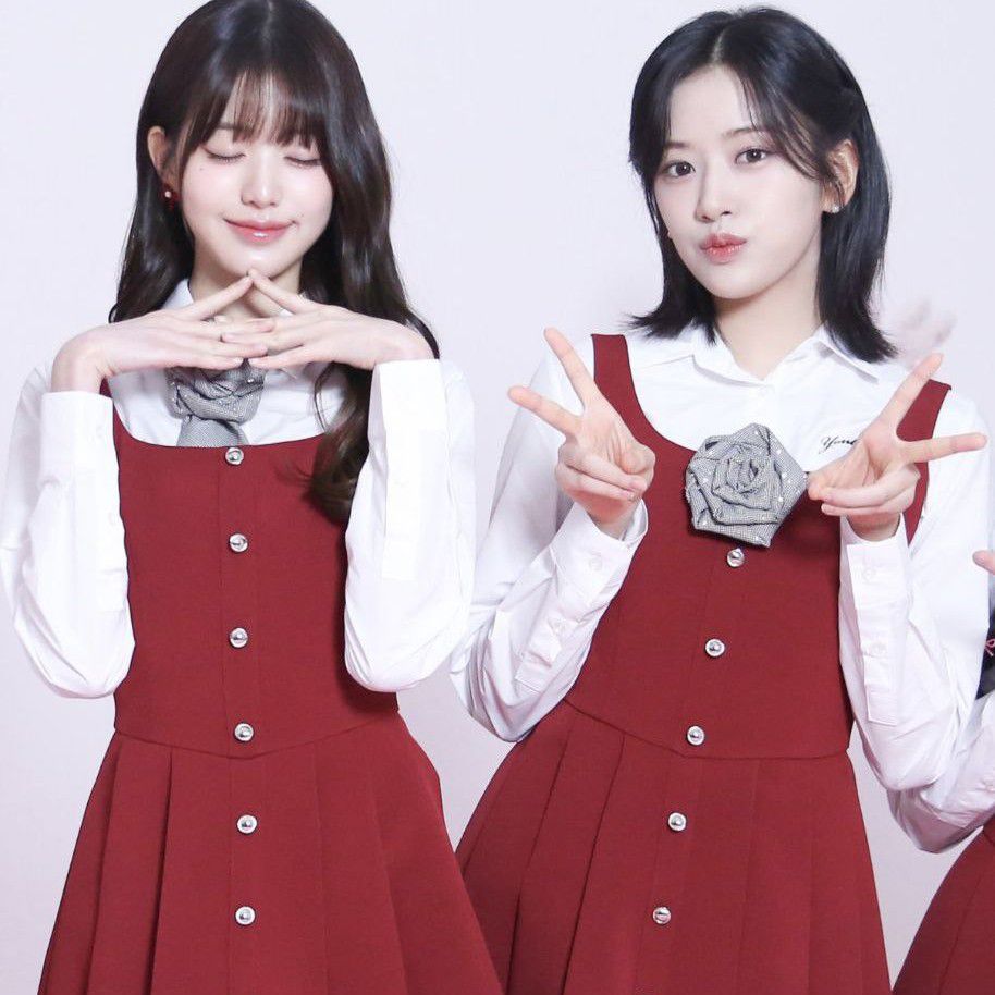 안유진 (IVE) 최근 활동샷