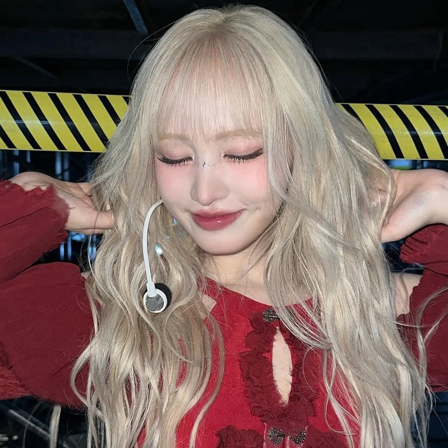 Momen yang diabadikan oleh penggemar LIZ (IVE)