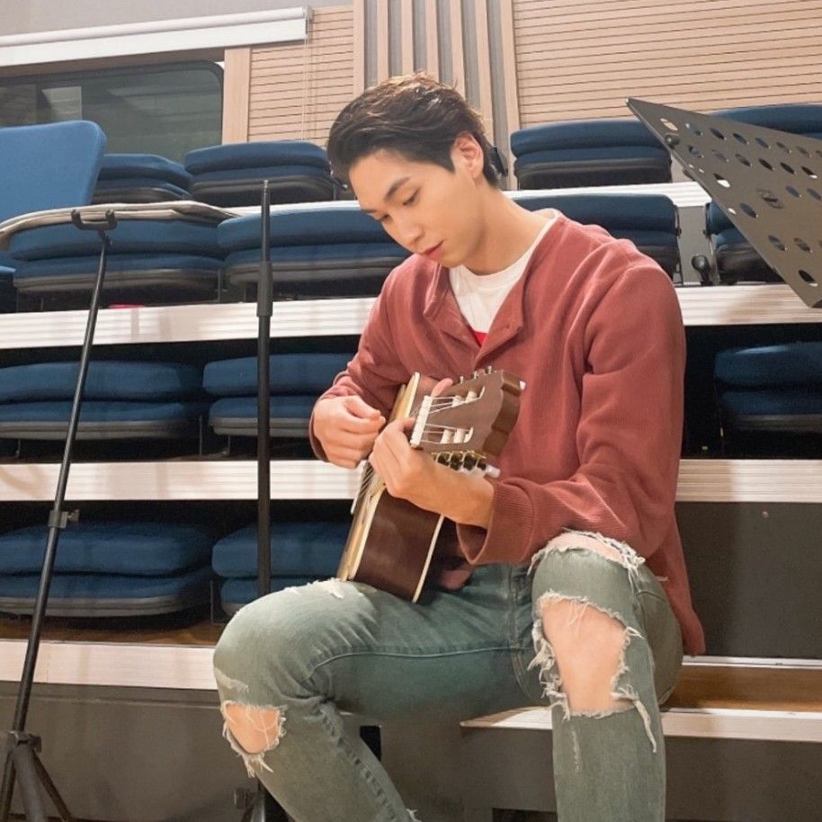 Behind-the-scenes cut of Shinwon (PENTAGON)
