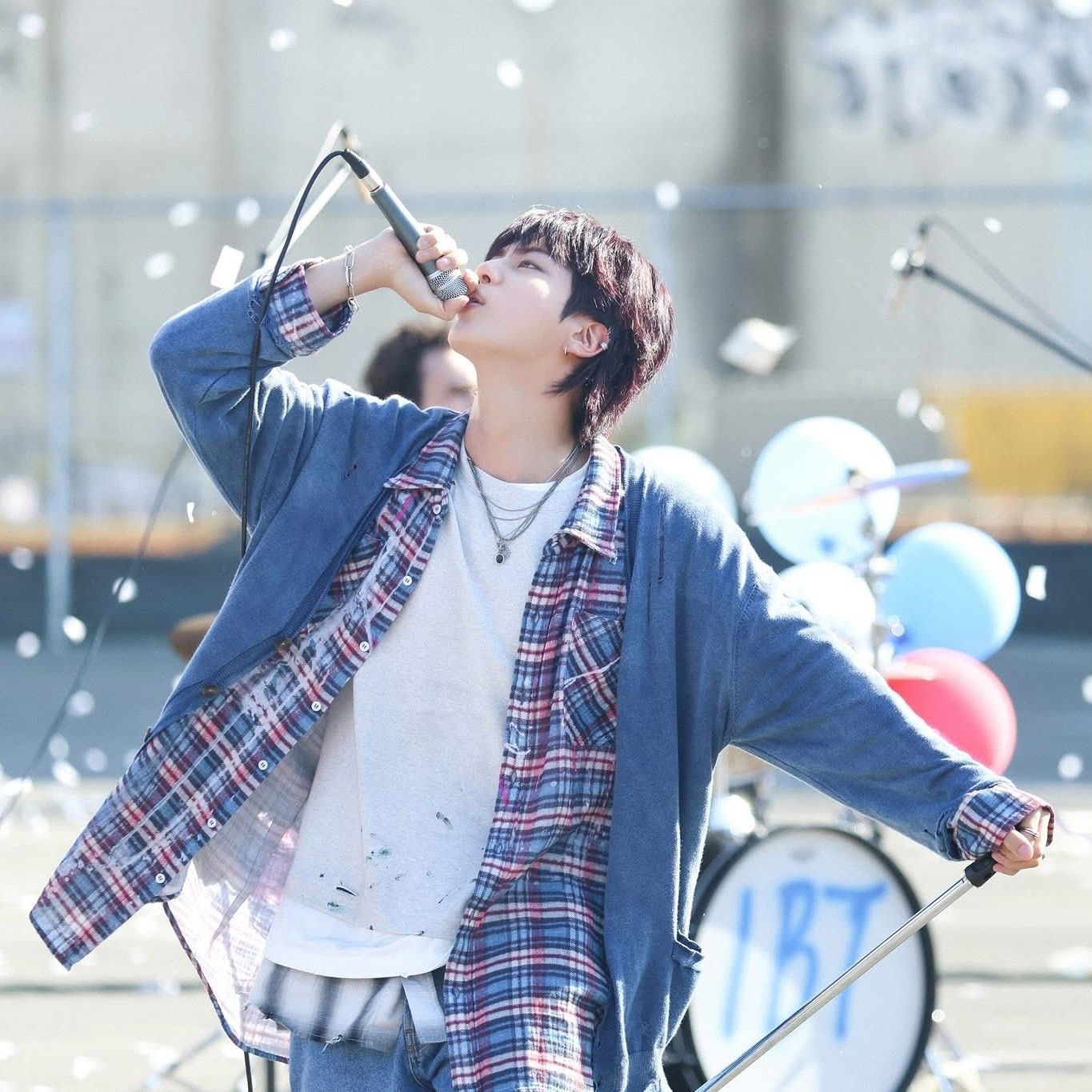 Potret di balik layar Jin (BTS)