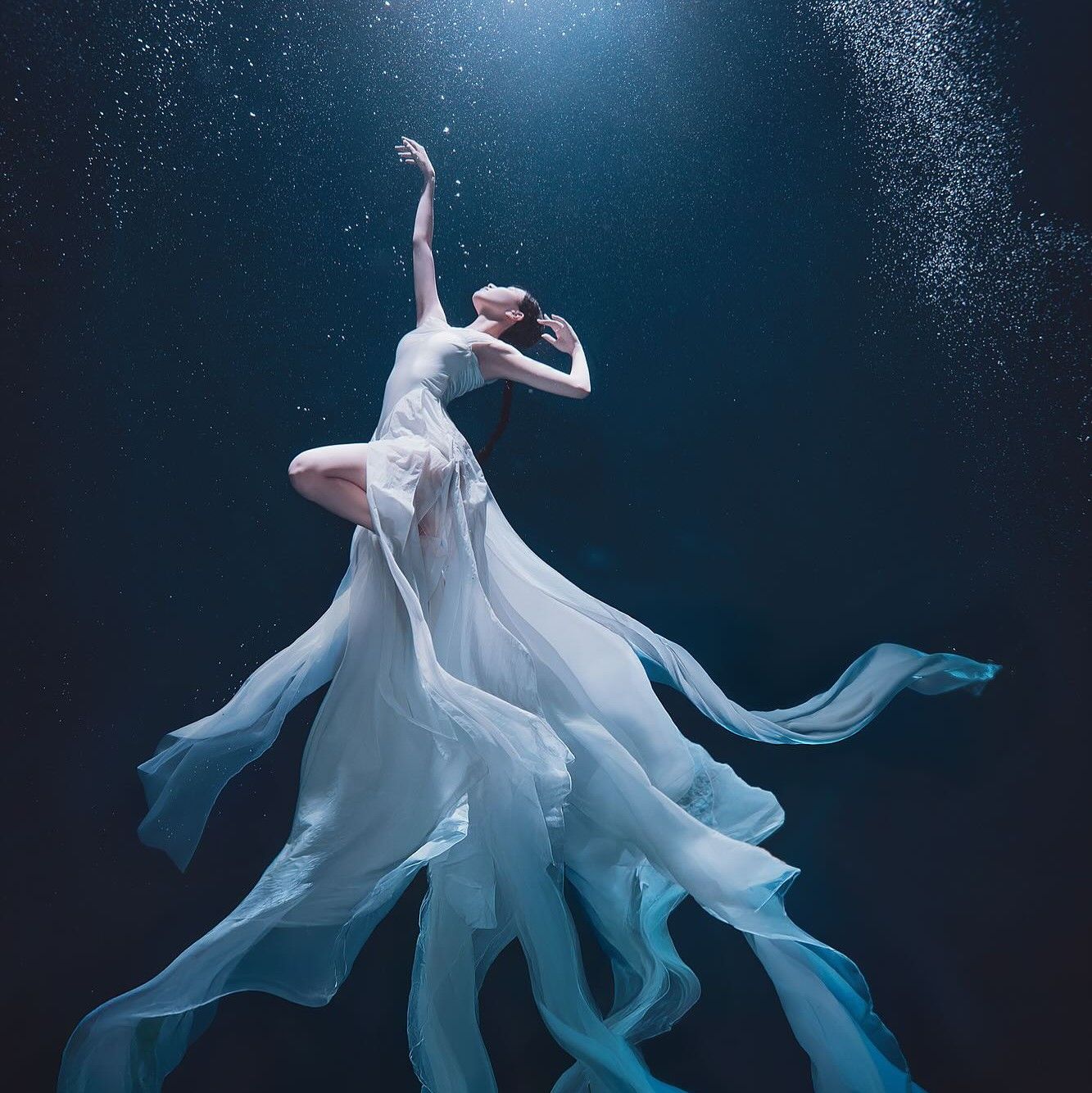 Foto aktivitas terbaru TWICE