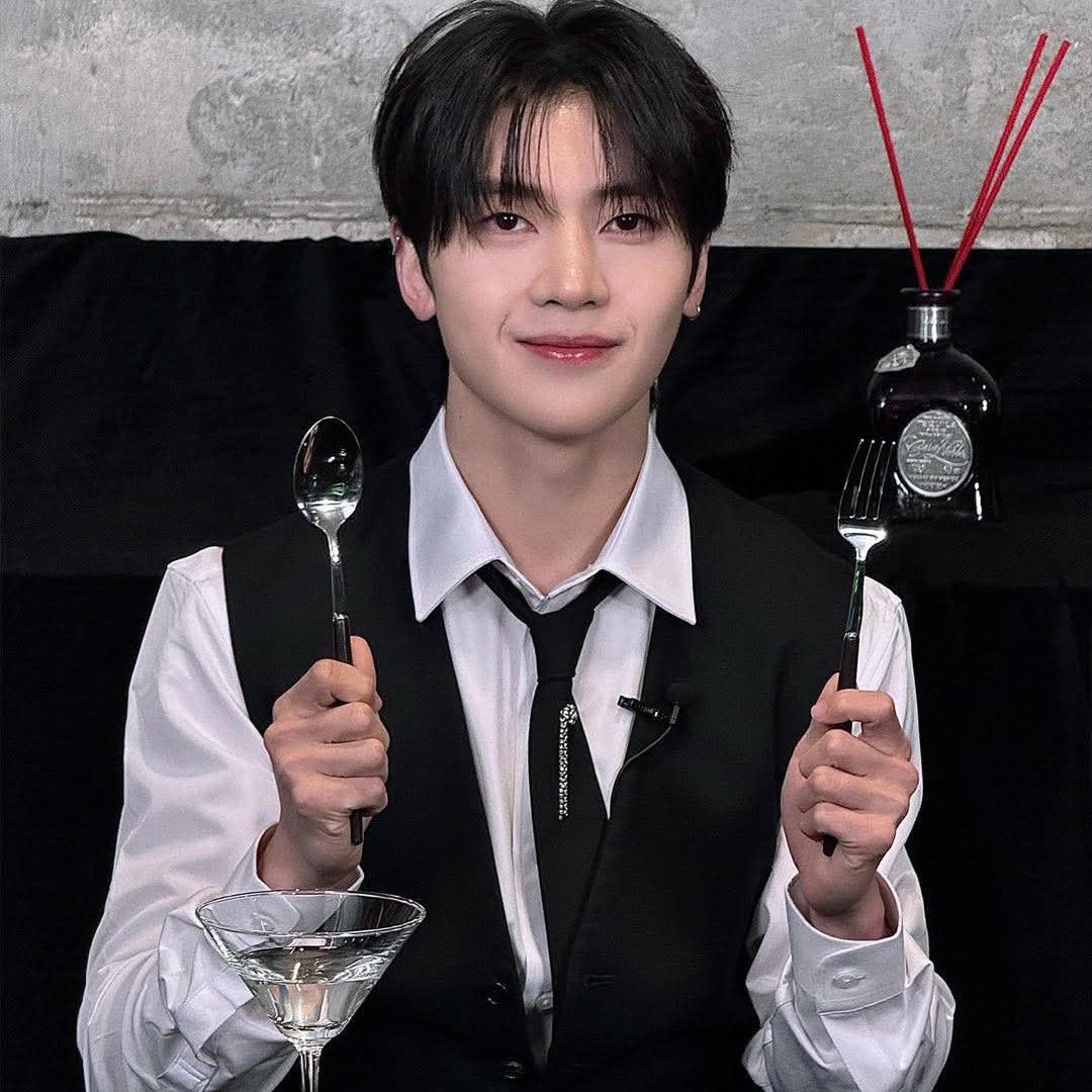 A moment captured by Seok Matthew (ZEROBASEONE)'s fan