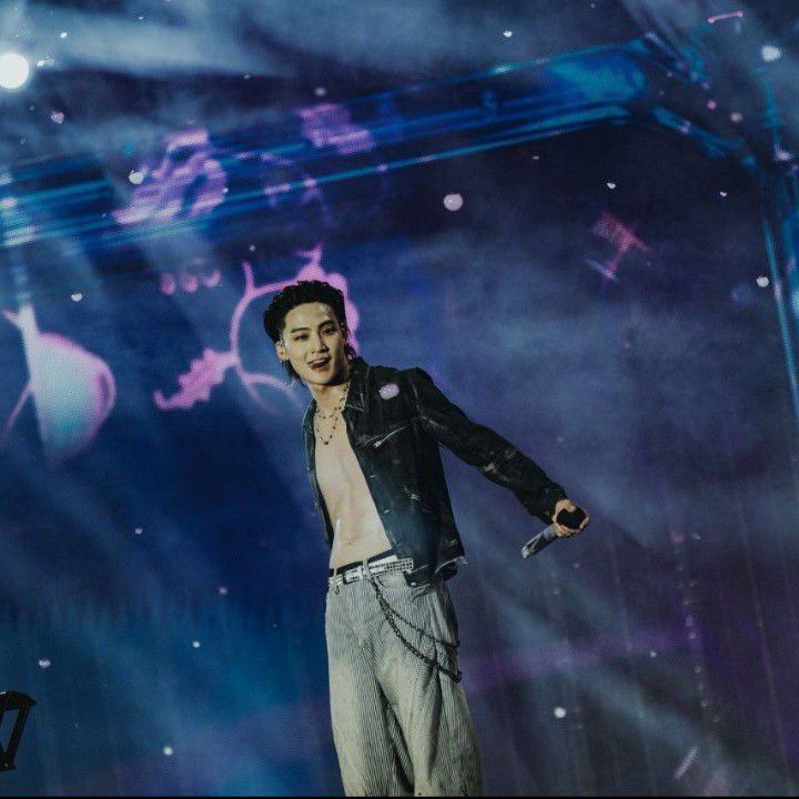 A moment captured by JAY B (GOT7)'s fan
