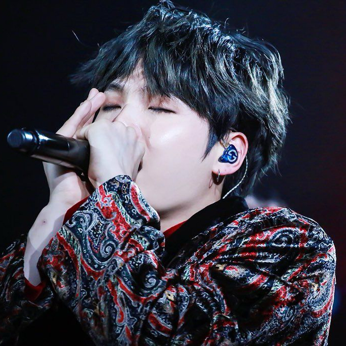 A moment captured by SUGA (BTS)'s fan