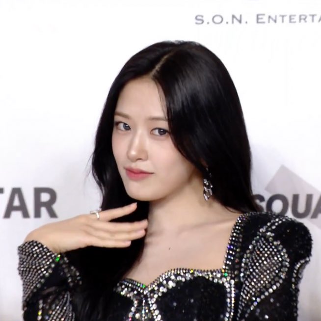 Behind-the-scenes cut of An Yujin (IVE)