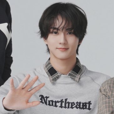 Latest photo of Jungwon (ENHYPEN)