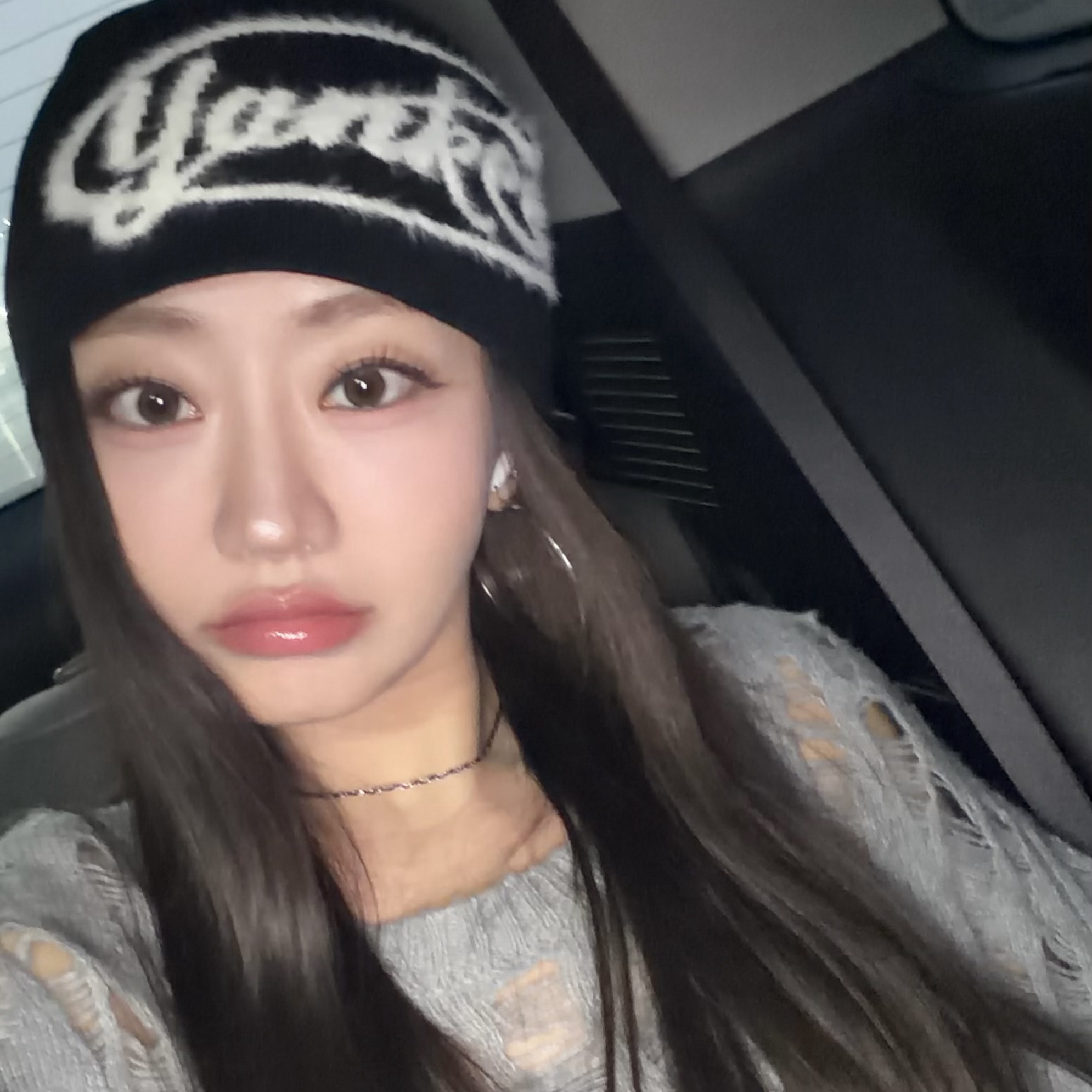 Recent activity shot of Julie (KISS OF LIFE)