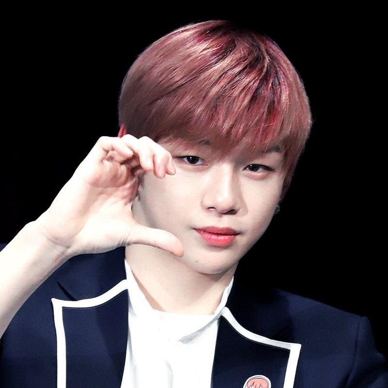 Behind-the-scenes cut of Kang Daniel