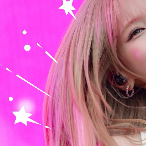 A moment captured by Mayuka (NiziU)'s fan