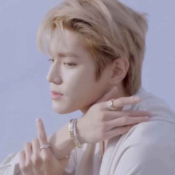 泰容 (NCT 127)的最新活动照片