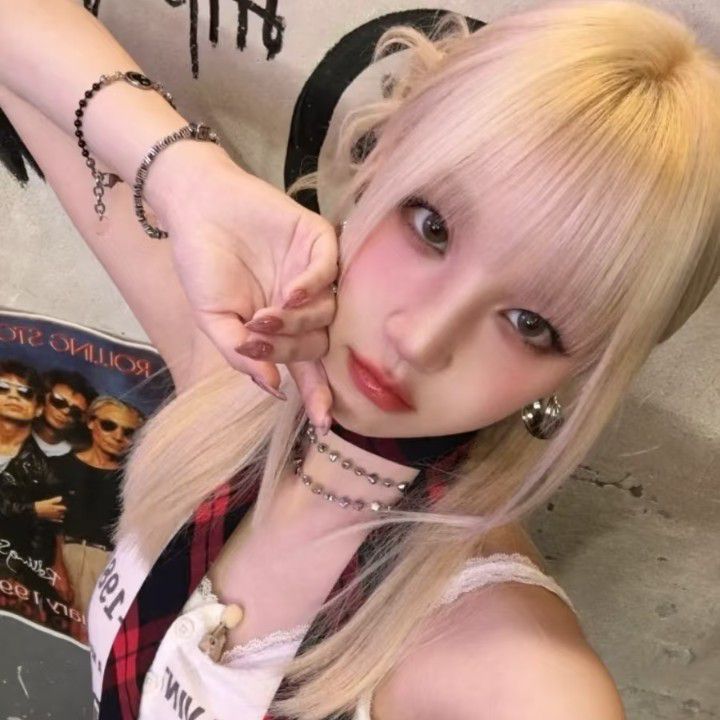 A moment captured by Shuhua (i-dle)'s fan