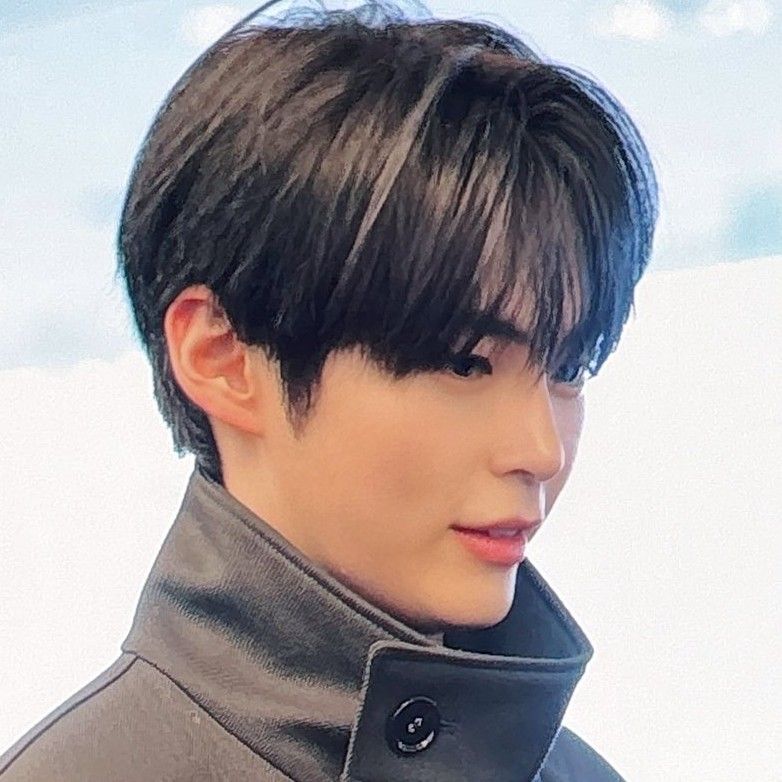 成韓彬 (ZEROBASEONE)粉絲拍下的瞬間