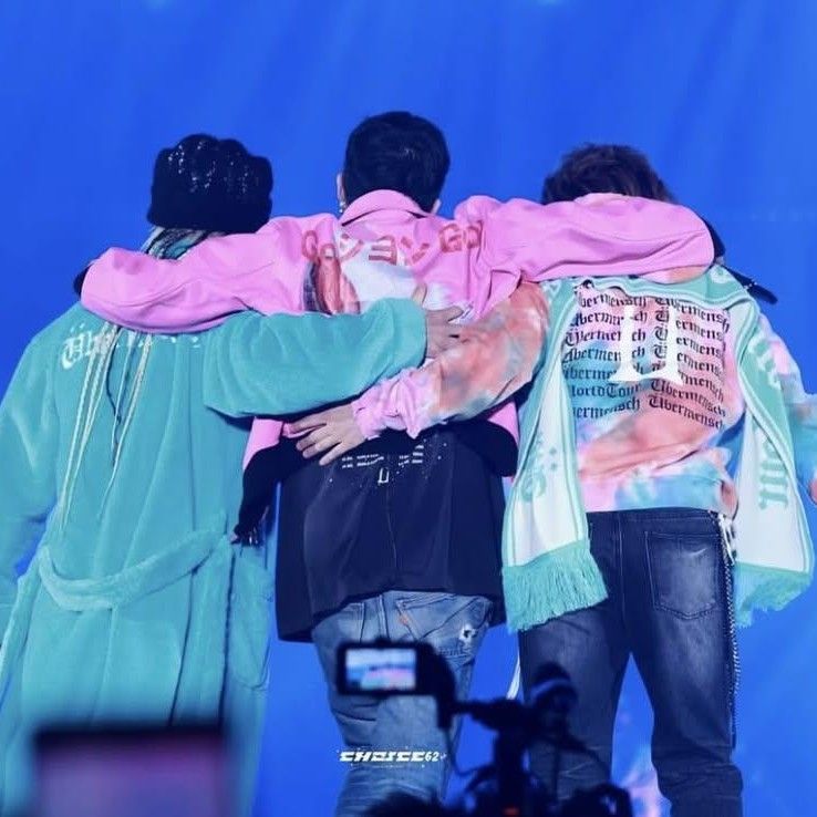 Recent activity shot of BIGBANG