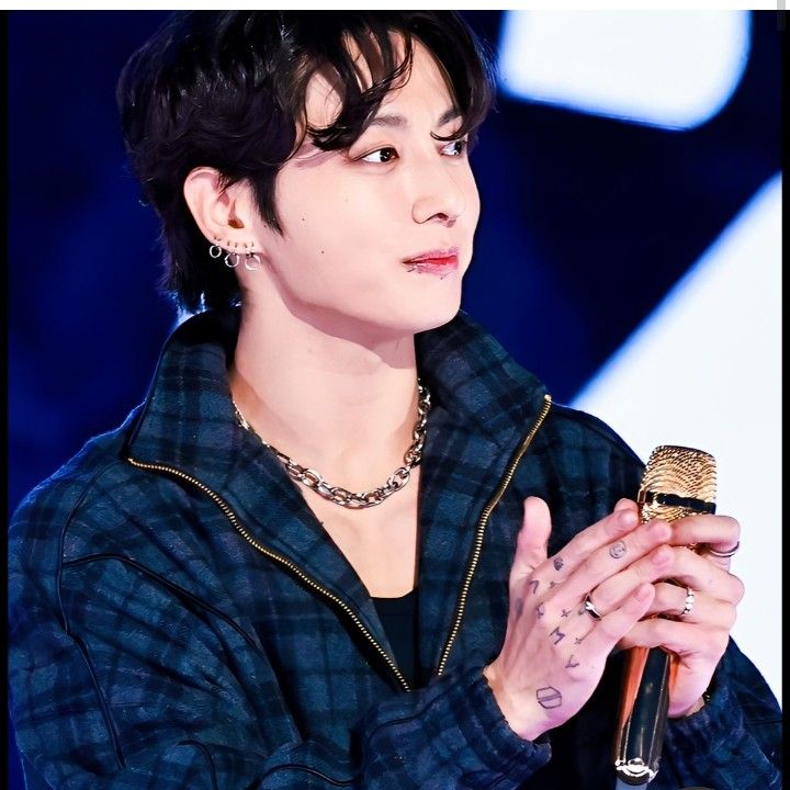 A moment captured by Jungkook (BTS)'s fan