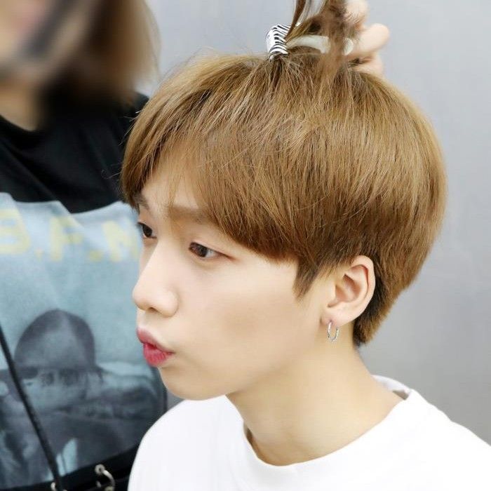 Recent activity shot of Jeong Sewoon