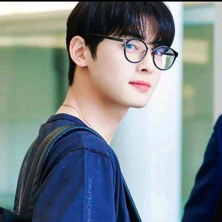 아스트로의 최신 사진