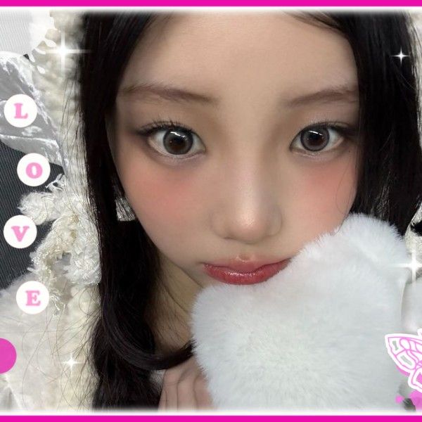 Latest photo of ILLIT