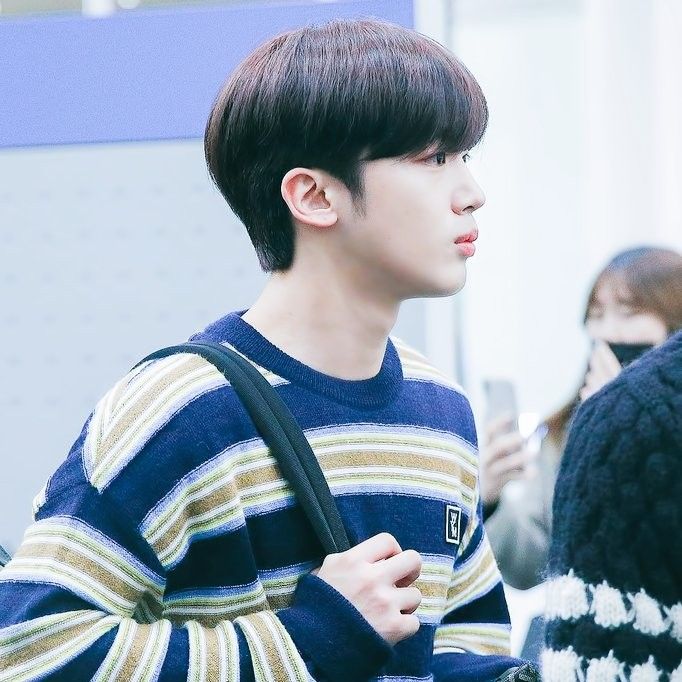 Behind-the-scenes cut of Kim Yohan (WEi)
