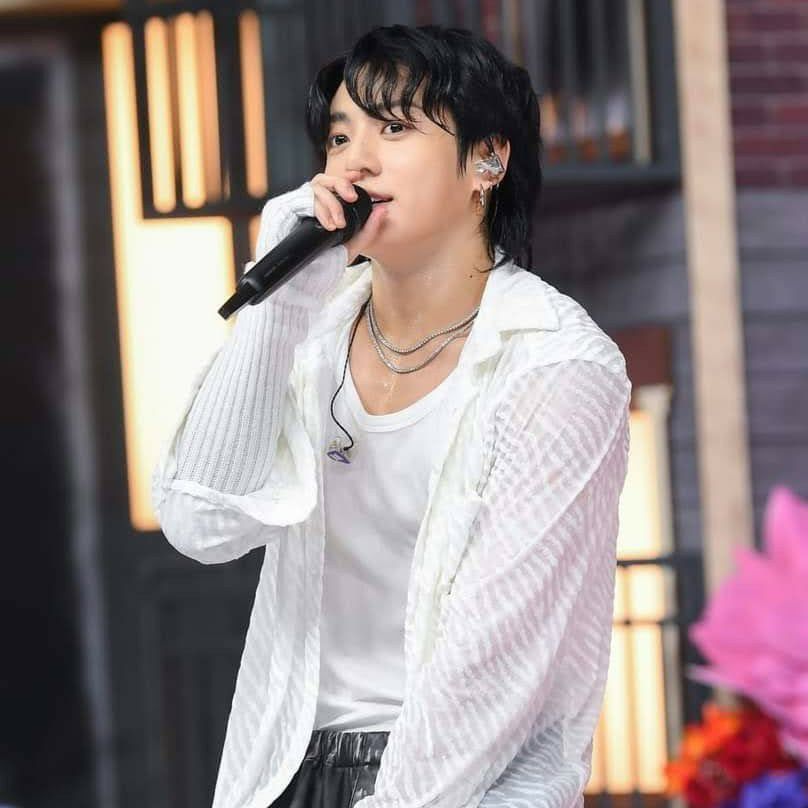 Latest photo of Jungkook (BTS)