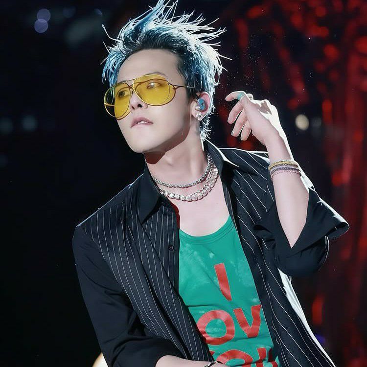 A moment captured by G-DRAGON (BIGBANG)'s fan